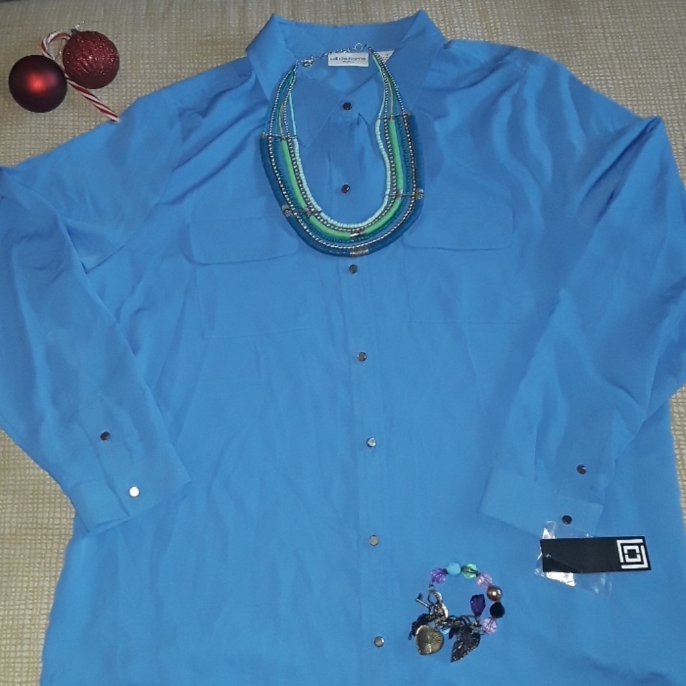 Long sleeved shirt